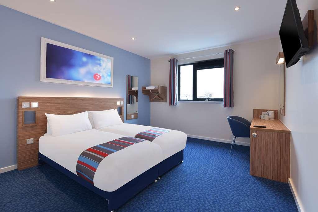 Travelodge Харлоу Номер фото